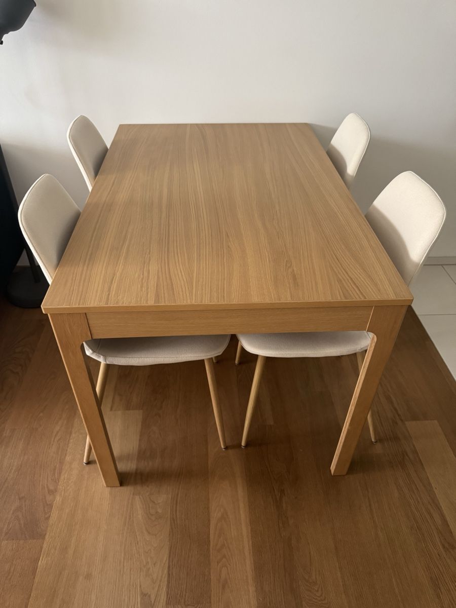 Tische: Ikea Ausziehbarer Tisch – Gebraucht aus Basel von tanieli 1