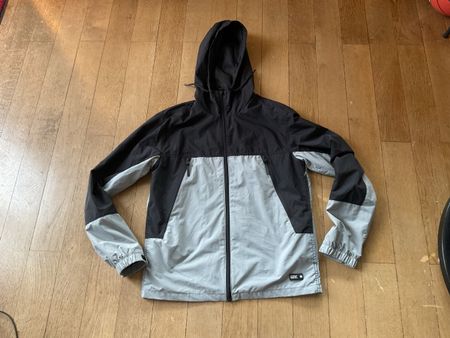 Herren Windjacke Gr XS grau/schwarz 