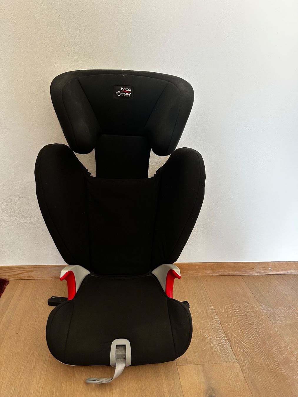 Britax Römer Auto-Kindersitze: Siège auto Britax 15-36kg – Gebraucht aus Morrens VD von efasel 1