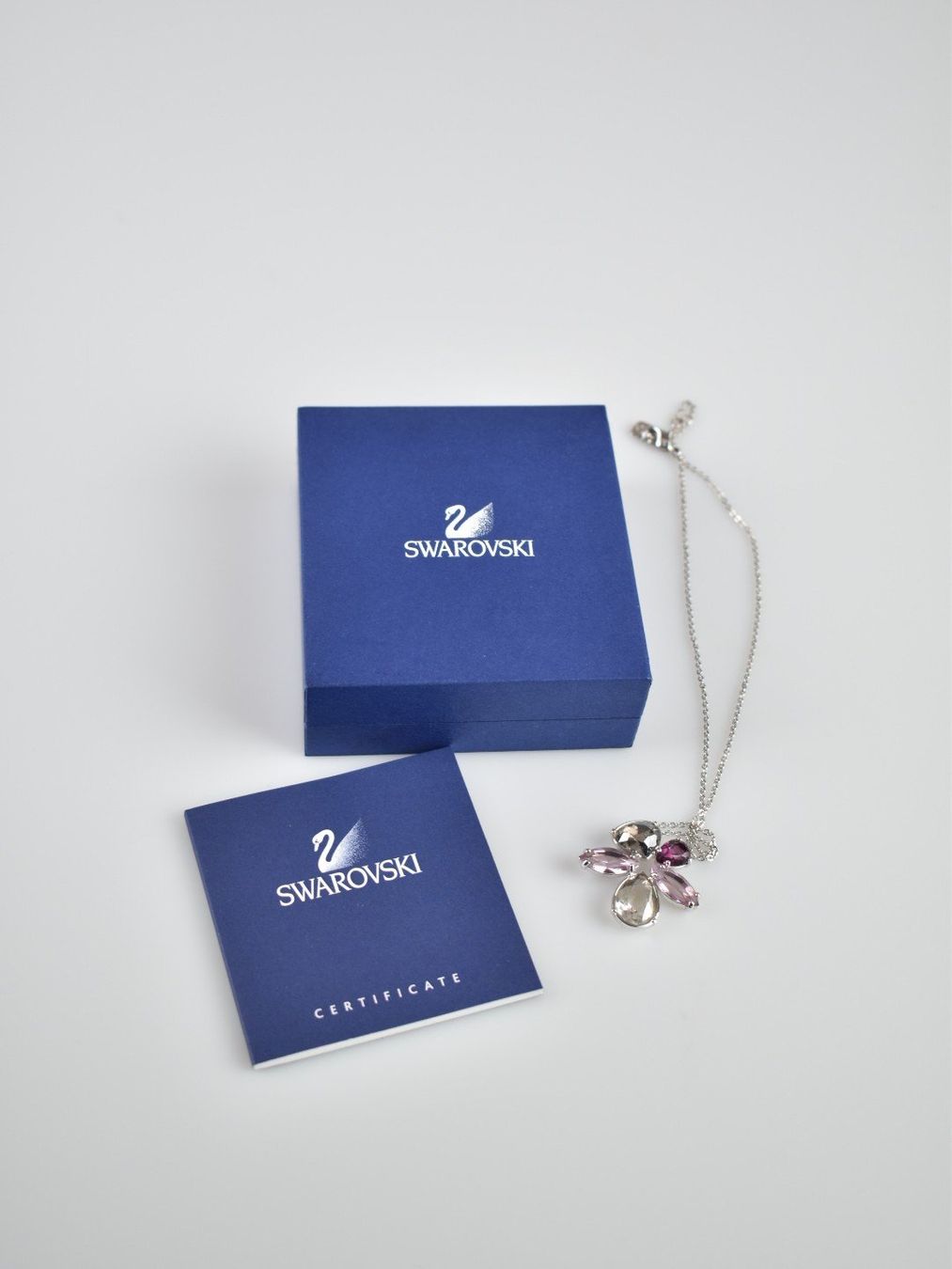 Swarovski Ketten: Swarovski Kette, silber, neuwertig – Neu (gemäss Beschreibung) aus Nürensdorf von 2ND_STORY