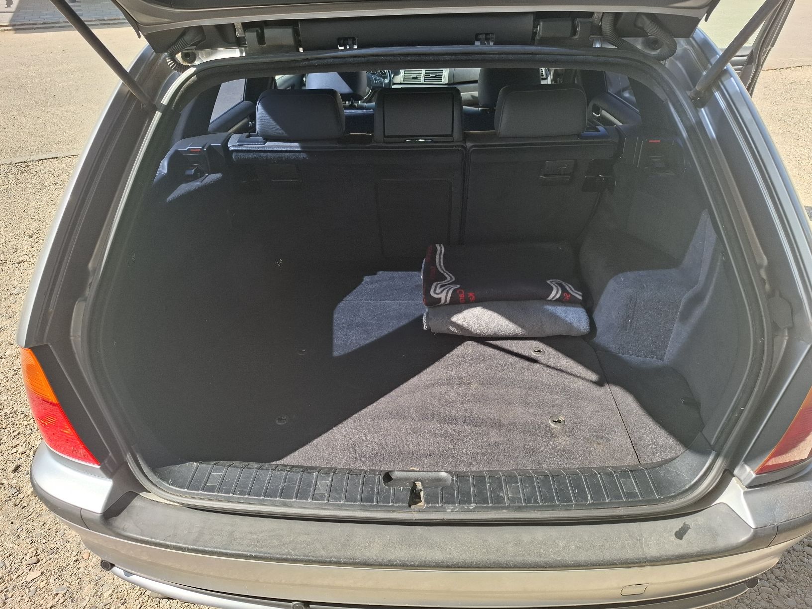 BMW Autos: BMW 320i Touring ab MFK 09/25 – Gebraucht aus Ormalingen von V850 6