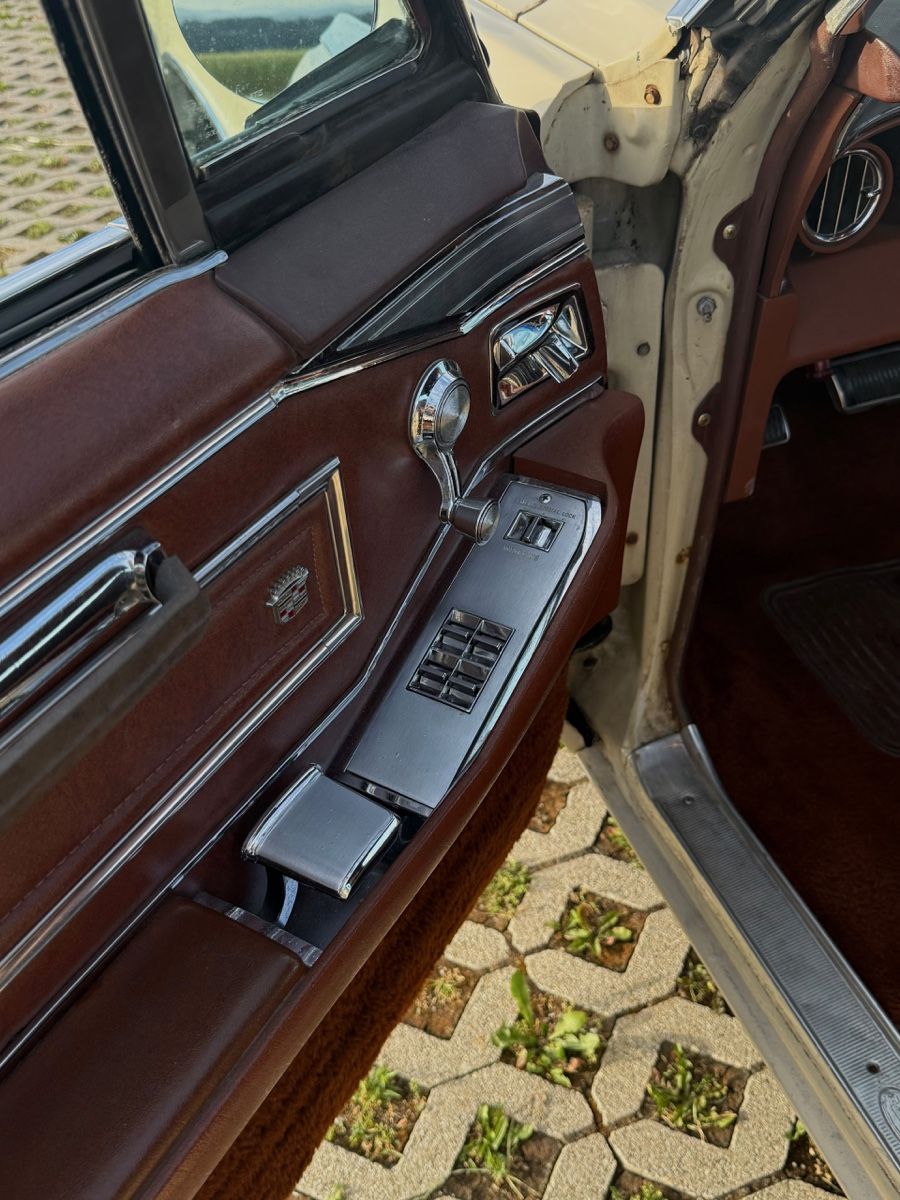 Cadillac Automobili: 1966 Cadillac DeVille – Usato da Hettlingen venduto da mat_ts7l 7