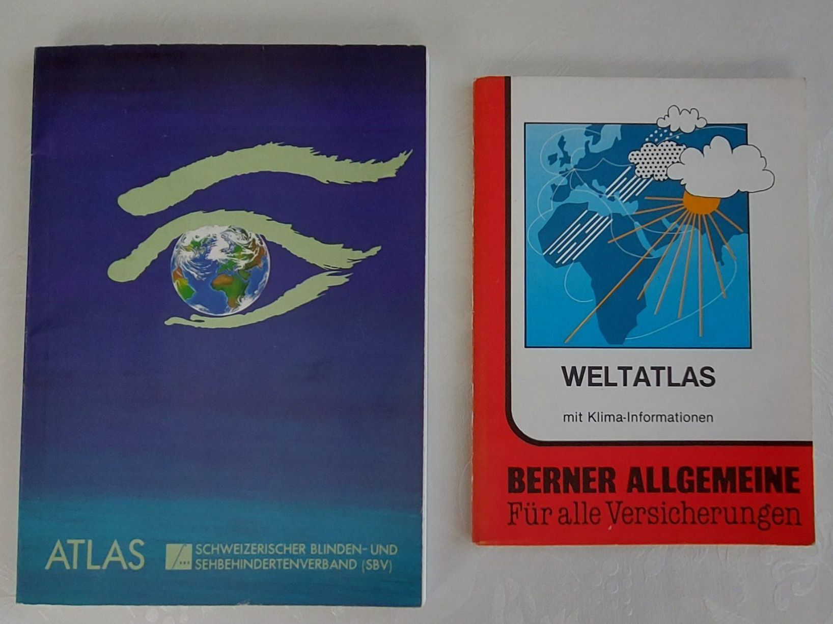 Cartine & Atlanti: Taschenatlas klein, 2 Stück – Usato da Ittigen venduto da giallosole