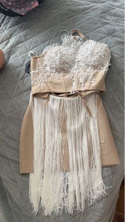 Wunderschöne Sommerkleid-Fransen, neu, für dein Outfit!