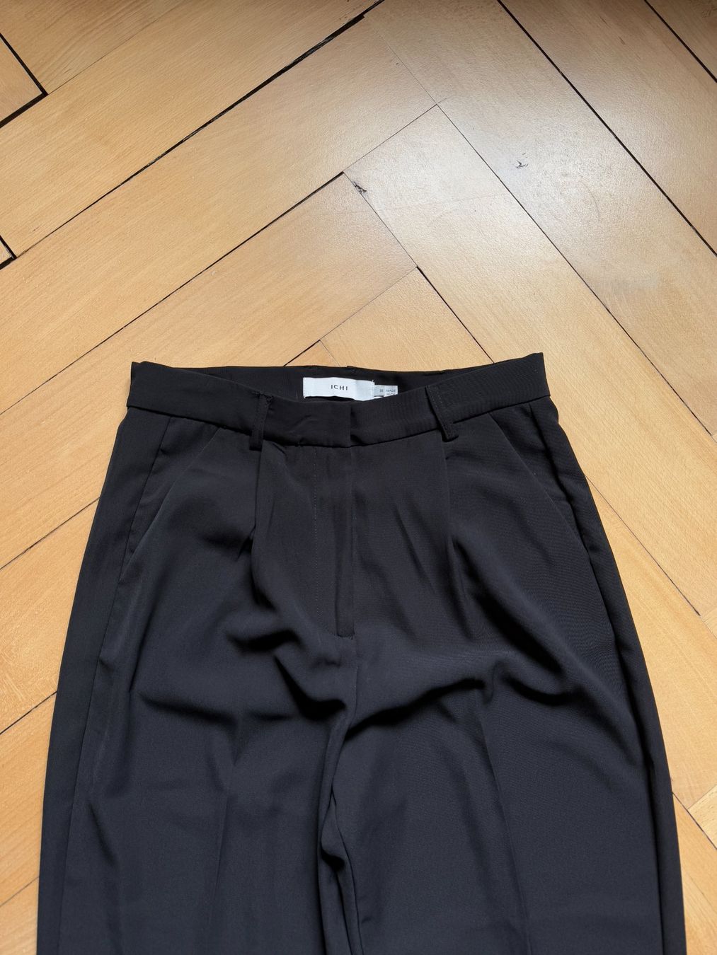 Hosen: ICHI - Hose schwarz fliessend 38 – Gebraucht aus Zürich von Diazaio 1