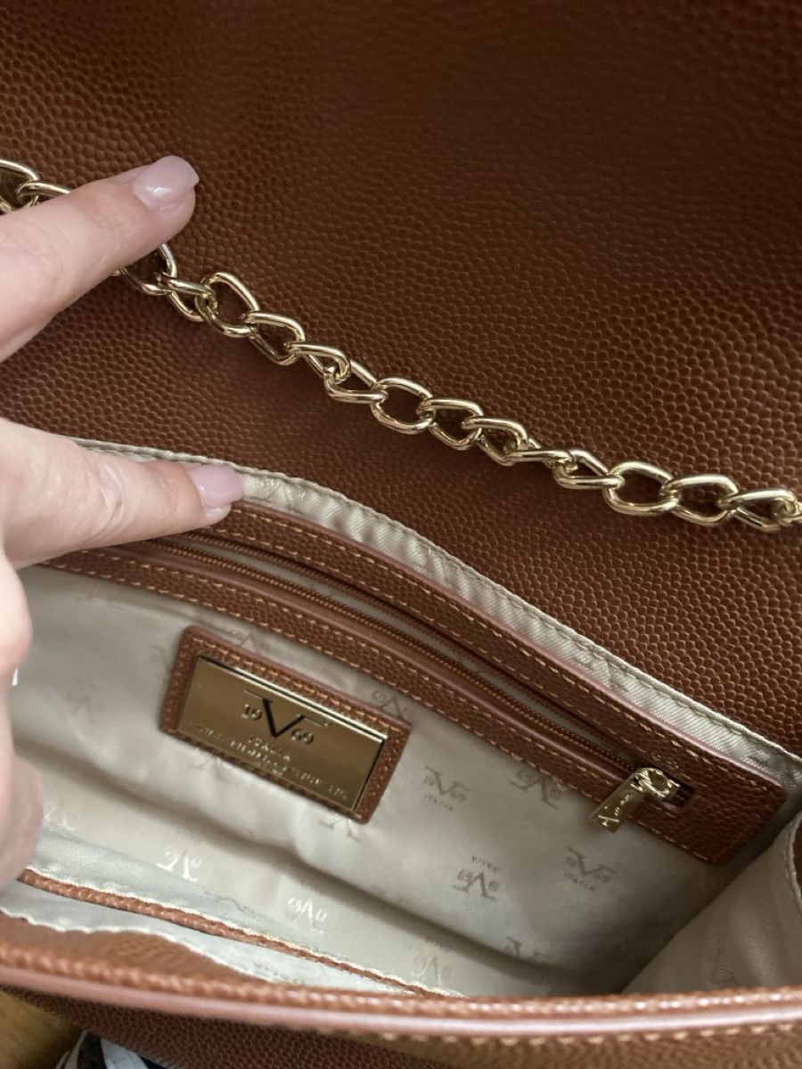 Valentino Borse da donna: Braune Ledertasche mit gold. Details – Nuovo (secondo la descrizione) da Thun venduto da Intinity__ 1