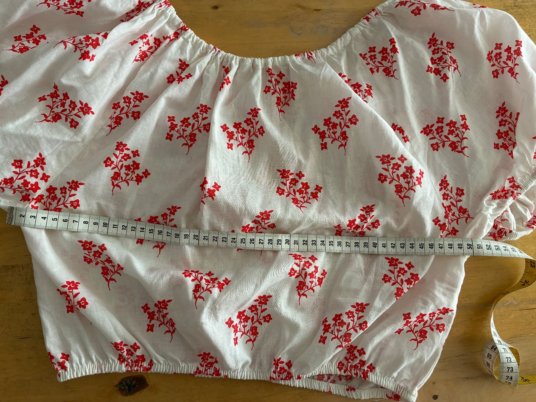 H&M Camicette: sommerliche Bluse mit hübschem Print, Leinen-Baumwolle – Usato da Schaffhausen venduto da FannyUsedom 2