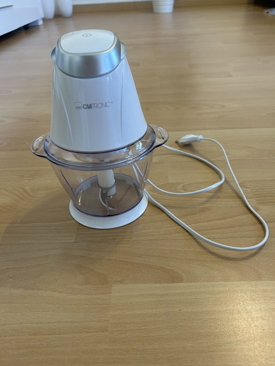 Elettrodomestici da cucina: Clatronic Multizerkleinerer super Zustand – Usato da Biel/Bienne venduto da SandraDG