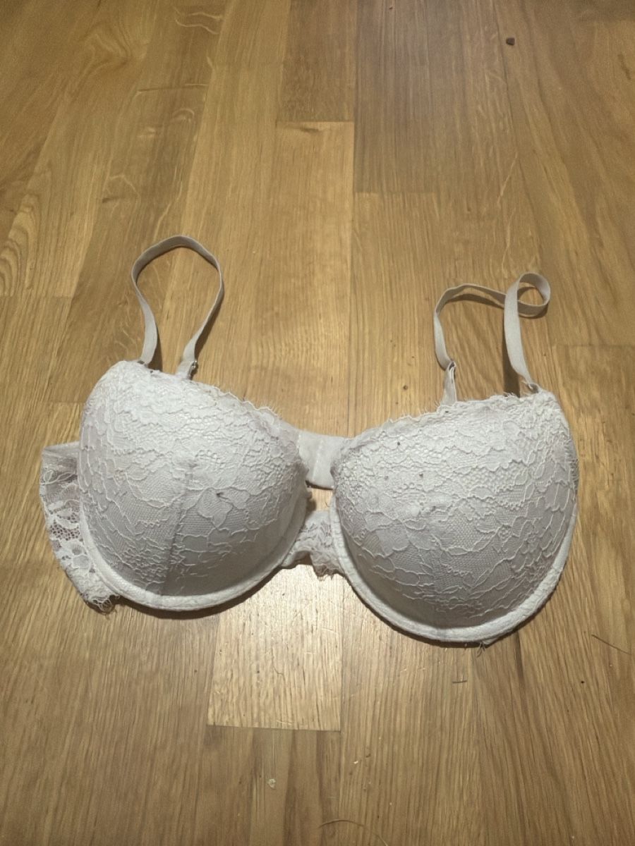 H&M Altra biancheria intima: Soutien-gorge blanc H&M – Usato da Le Locle venduto da Mayd_h