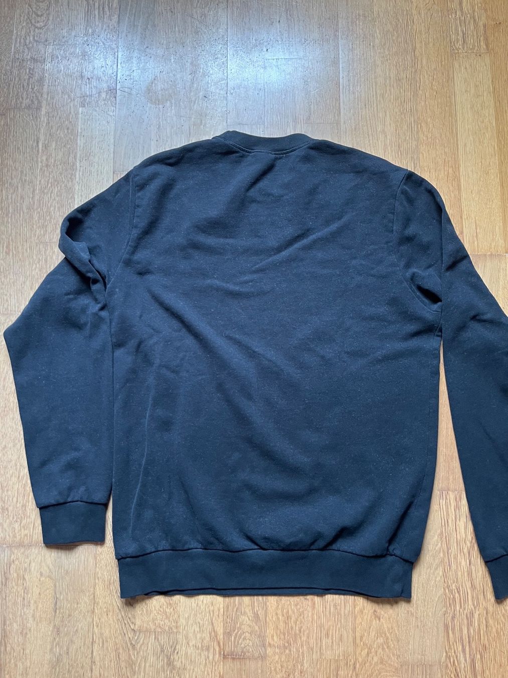 Decathlon Maglioni & Felpe: Pullover schwarz S/M – Usato da Niederscherli venduto da noa_tc6b 1
