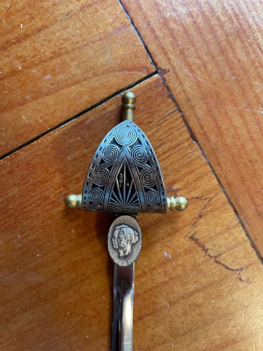 Altro materiale per ufficio: Coupe papier, ouvre lettres vintage, épée, inox – Usato da Lausanne venduto da Elpi2014 2