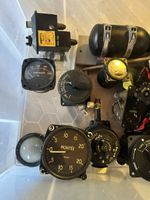 Lot de pièces d'avion vintage - Idéal collectionneur!