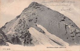 ALPIN: Schilthorn-Gipfel mit Bergsteiger, gelaufen 1905