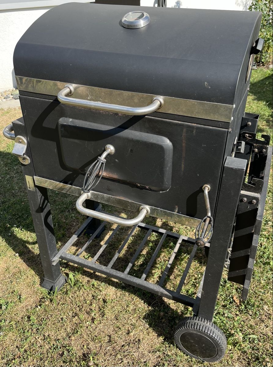 Grills: Holzkohlegrill tectake mit Thermometer und Abdeckung – Gebraucht aus Kaisten von Dashir 1