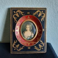 Antiker Bilderrahmen mit Miniaturportrait