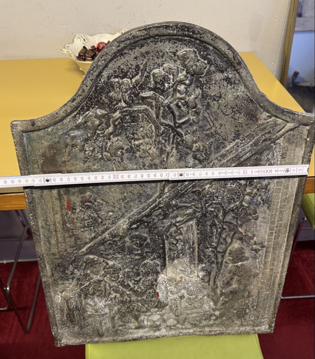 Camini: Antikes Kaminplate aus Guss  – Usato da Schlieren venduto da Freundlich02 5
