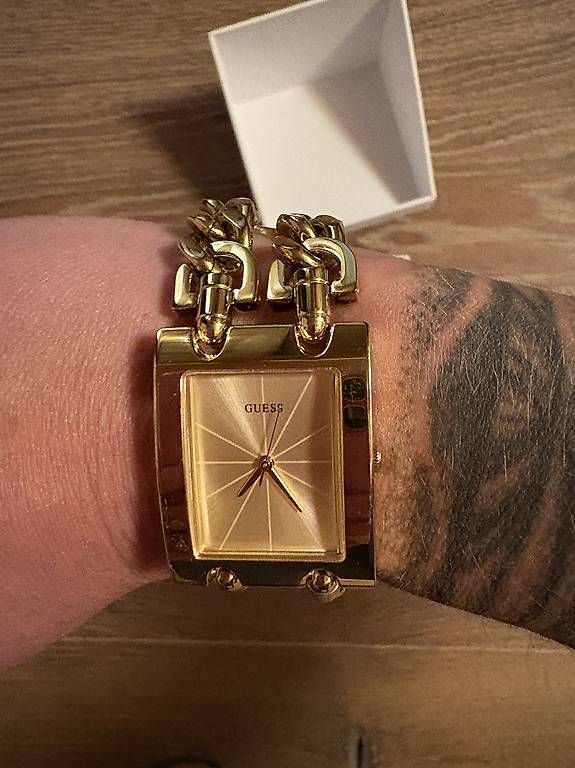 Guess Orologi: Guess Uhr – Nuovo (secondo la descrizione) da Mattstetten venduto da Liny01 4