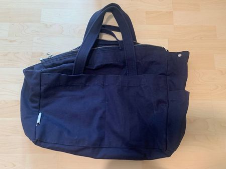 Grosse Liewood Tasche in blau für Mamis/Eltern