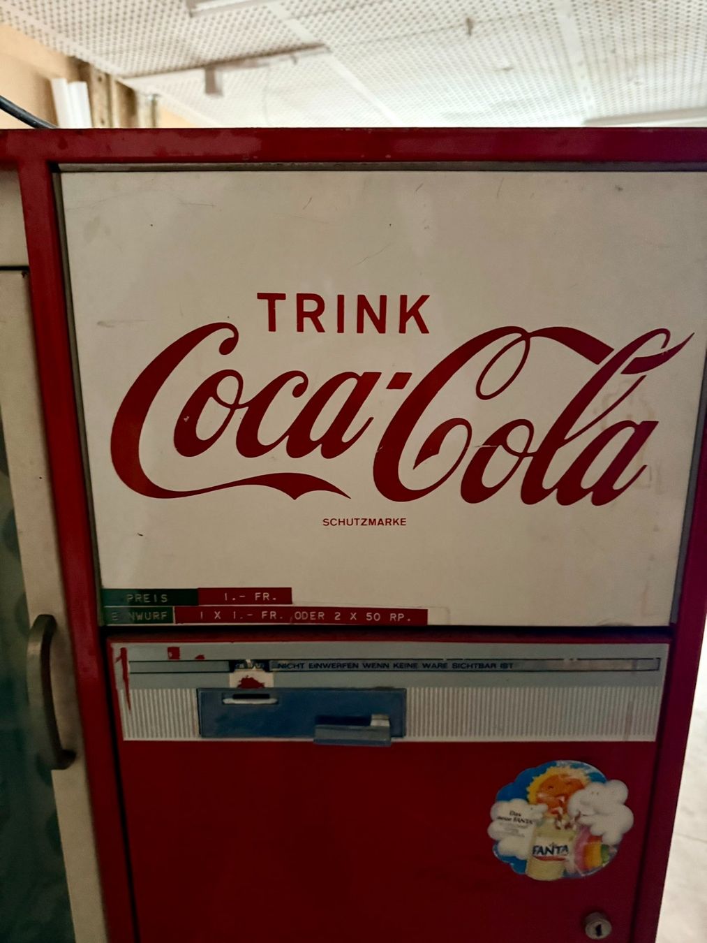 Coca-Cola Autres pour la gastronomie & hôtellerie: Coca Cola Automat nostalgisch – D'occasion à Rossrüti par Workoholic63 5