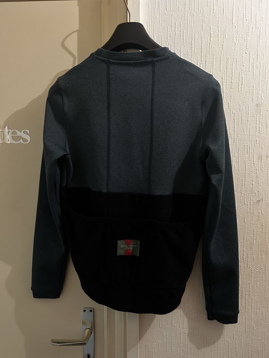 Leibchen & Hosen: Maillot café du cycliste – Gebraucht aus Montreux von Ciel1820 1