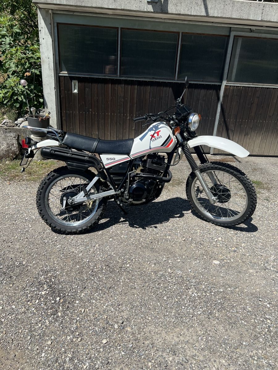 Yamaha Enduro: Motorrad XT 550 Oldtimer – Usato da Zollbrück venduto da Maxemus