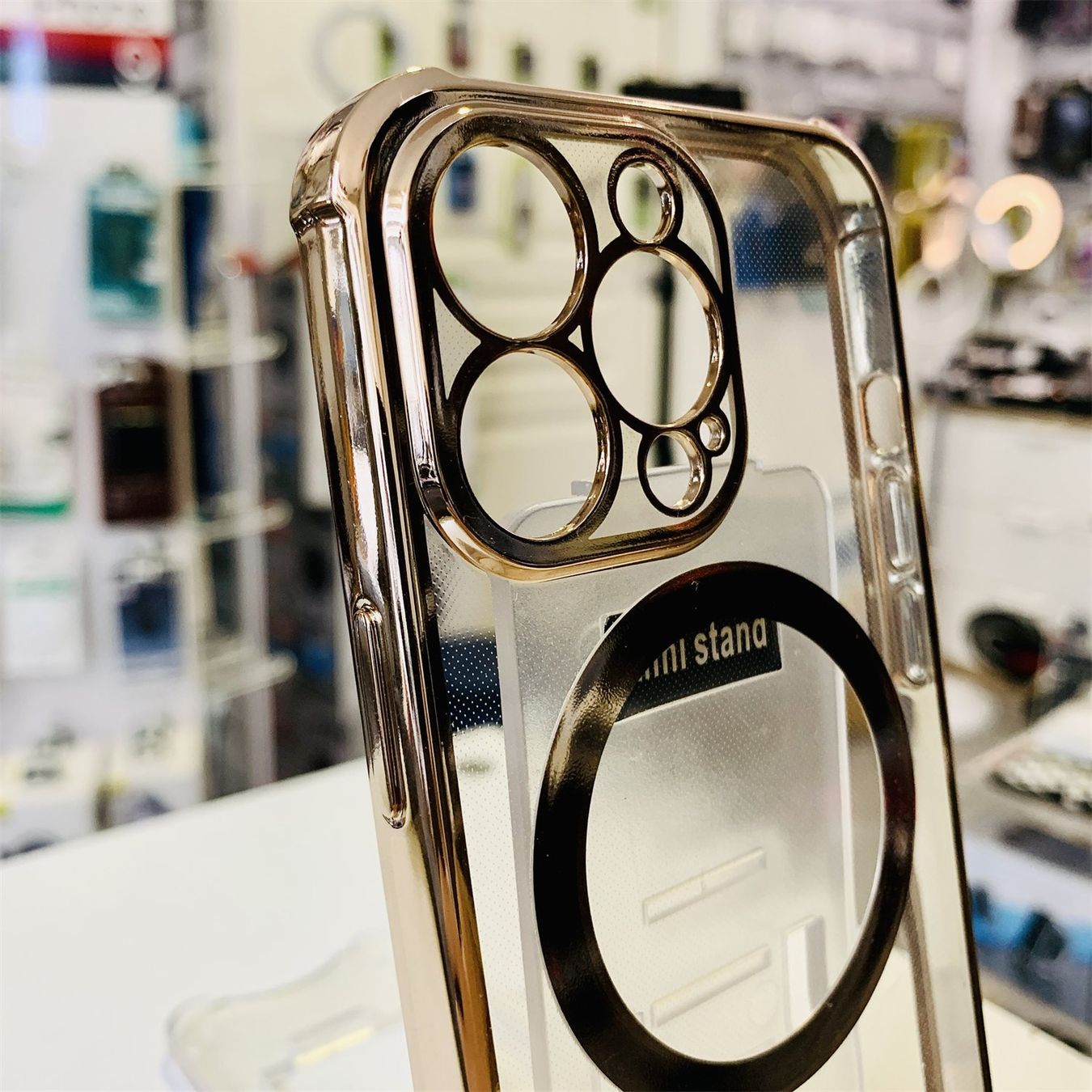 Cover & Protezioni schermo: iPhone 12 Pro Max - coque cateye avec anneau magsafe dorée – Nuovo e nell'imballaggio originale da Morges venduto da DigiAC 2