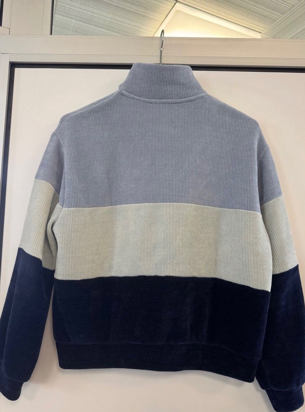 Bershka Pullover & Sweatshirts: Pull Tricolore bleu Bershka half Zip Taille S oversize – Gebraucht aus St-Aubin FR von Tiweety 3