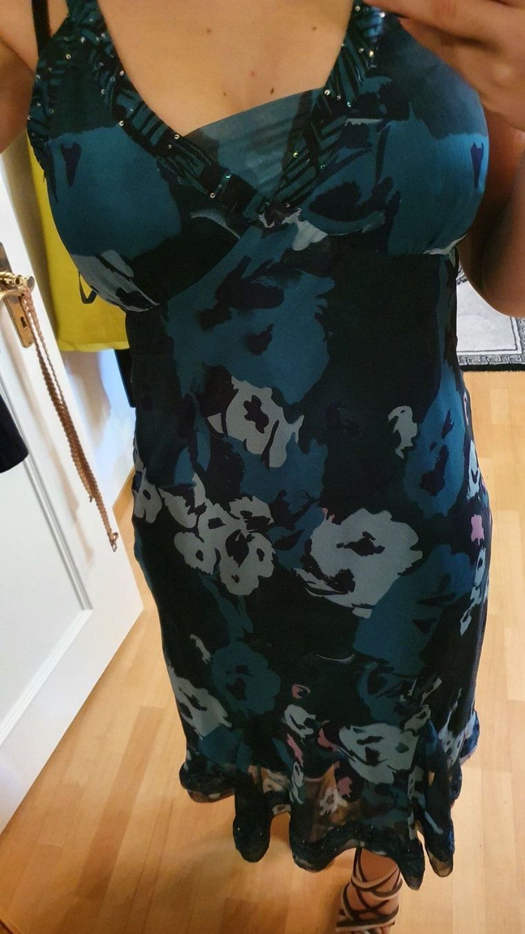 Vestiti: MF🌺Kleid Größe 40-42🌺 – Usato da Wald ZH venduto da CapLux 3