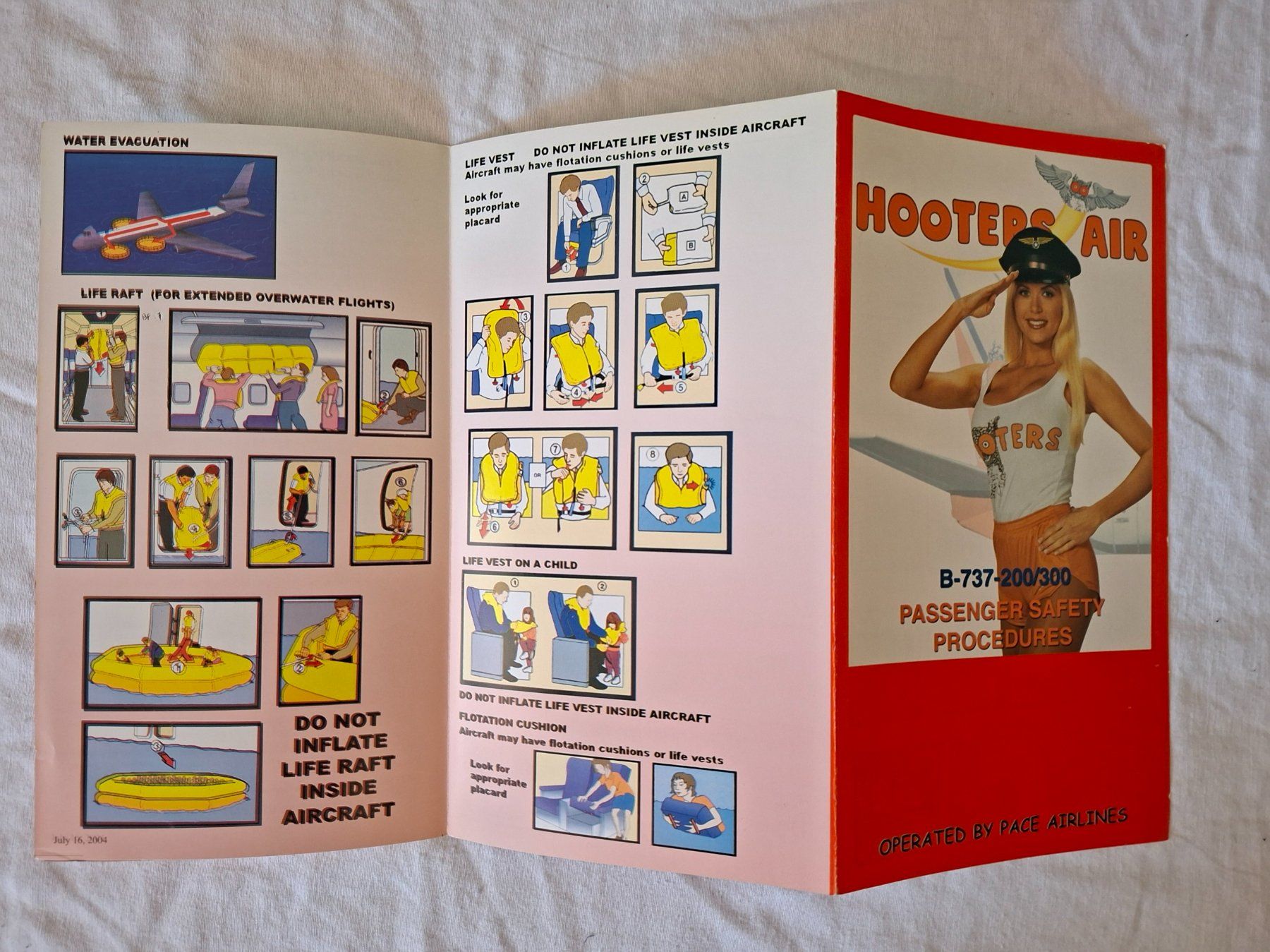 Spielzeuge: HOOTERS AIR SAFTEY CARD – Gebraucht aus Zug von Coffeeshop 2