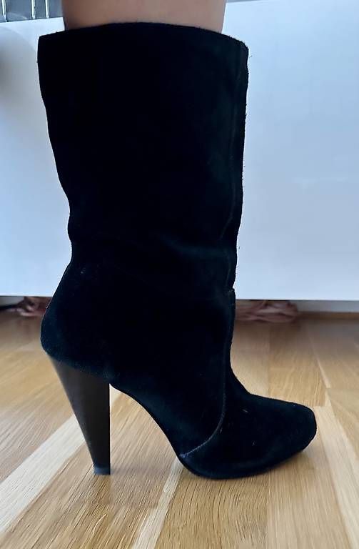 Scarpe da donna: Wildleder Stiefelette Gr. 41 – Usato da Mühlau venduto da xLunax
