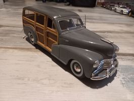 Chevrolet Fleetmaster Woody 1/18 Maisto