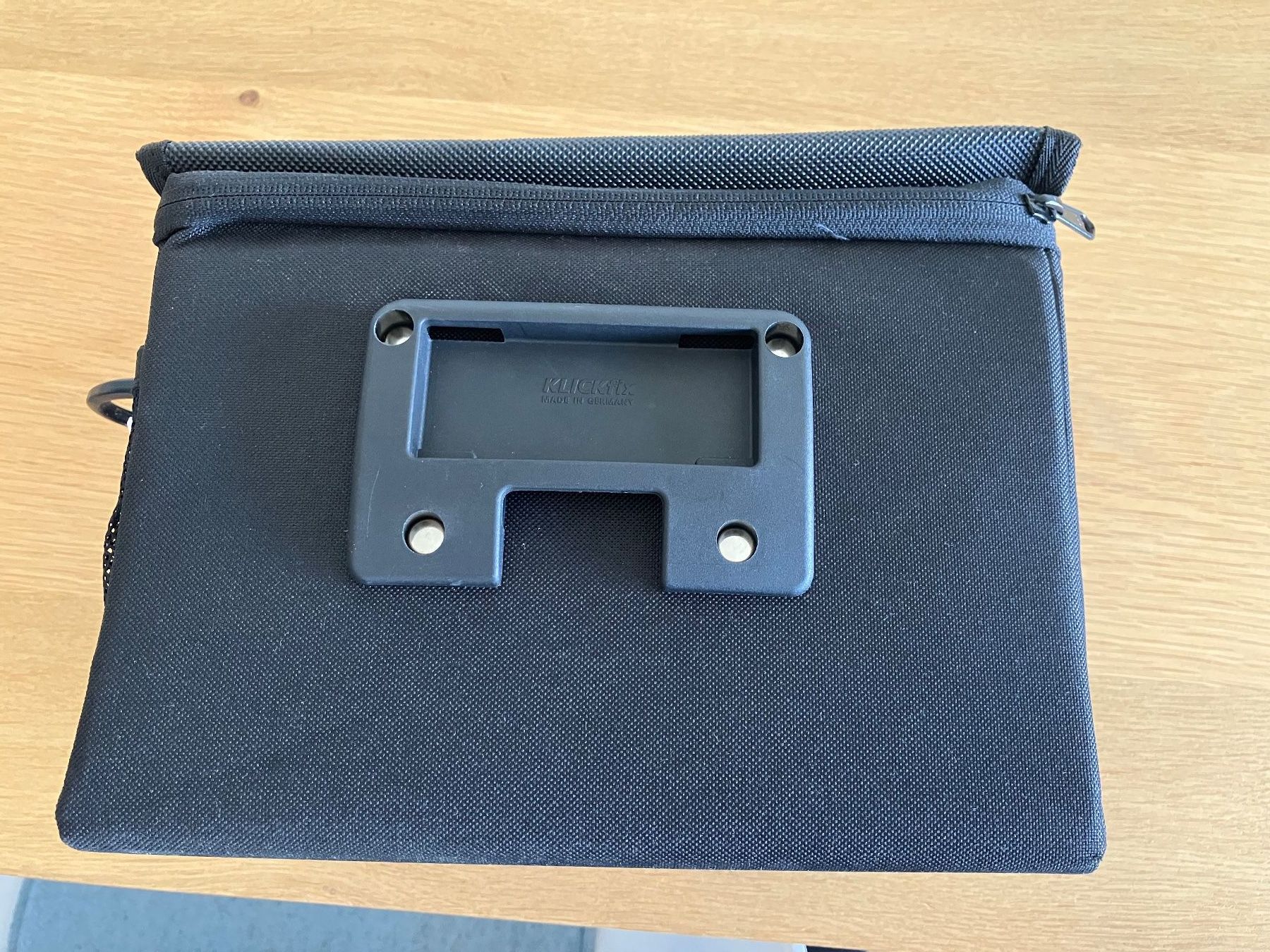 Pièces détachées: KLICKfix Lenkertasche mit Adapter neuwertig – D'occasion à Oberrieden par MarkF1 2