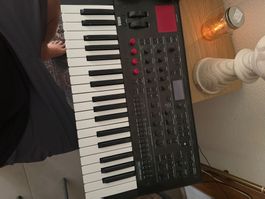 Neuwertig Korg modwave mkII Synthesizer