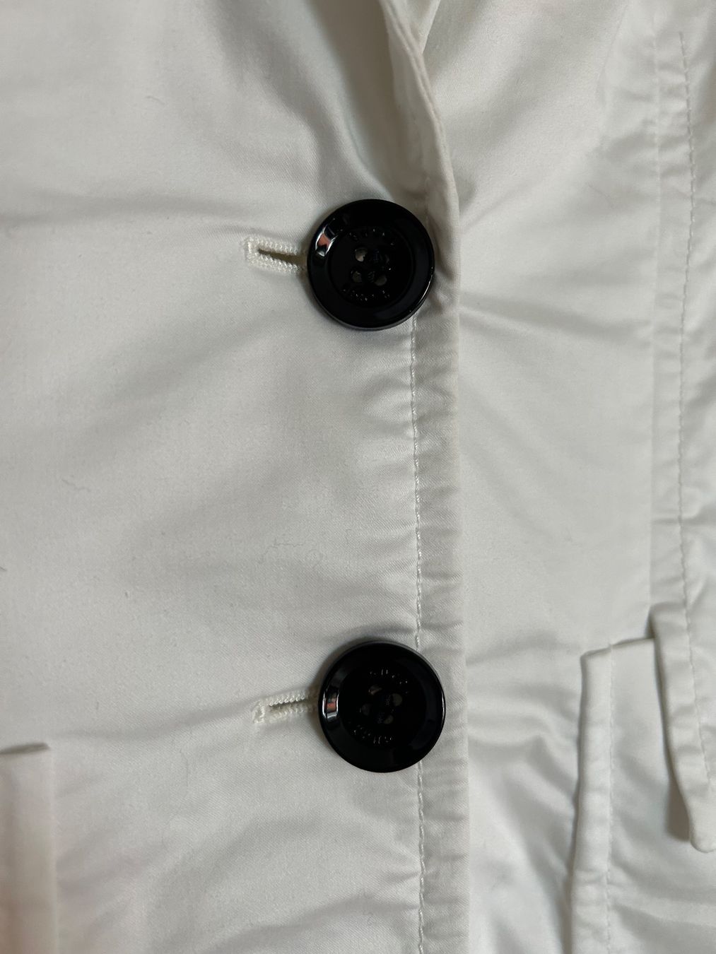Gucci Jacken: Gucci 2000s blazer (XS) – Gebraucht aus Rüschlikon von Tey_sl 4