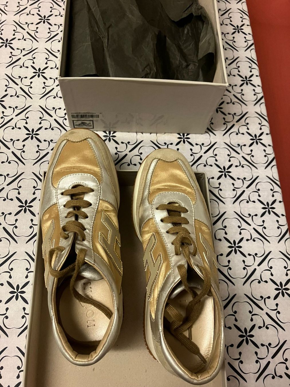 Hogan Scarpe da donna: Sneakers Hogan Interactive dorate e argentate n.37 – Usato da Melano venduto da H-Sara