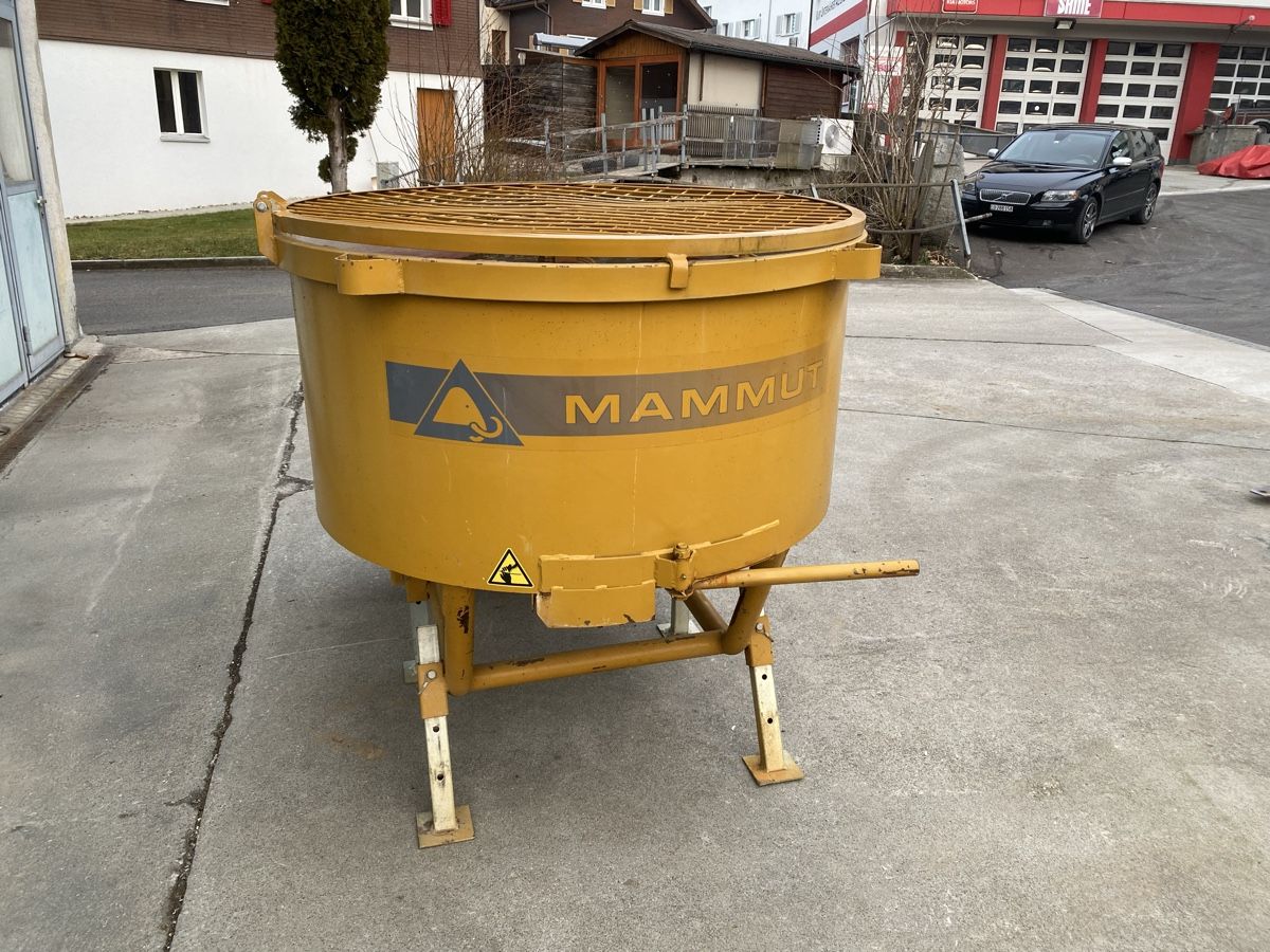 Mammut Tutte le macchine: Mammut Betonmischer  für Traktor oder Elektrisch/Bagger – Usato da Hasle LU venduto da eglitiefbau 4
