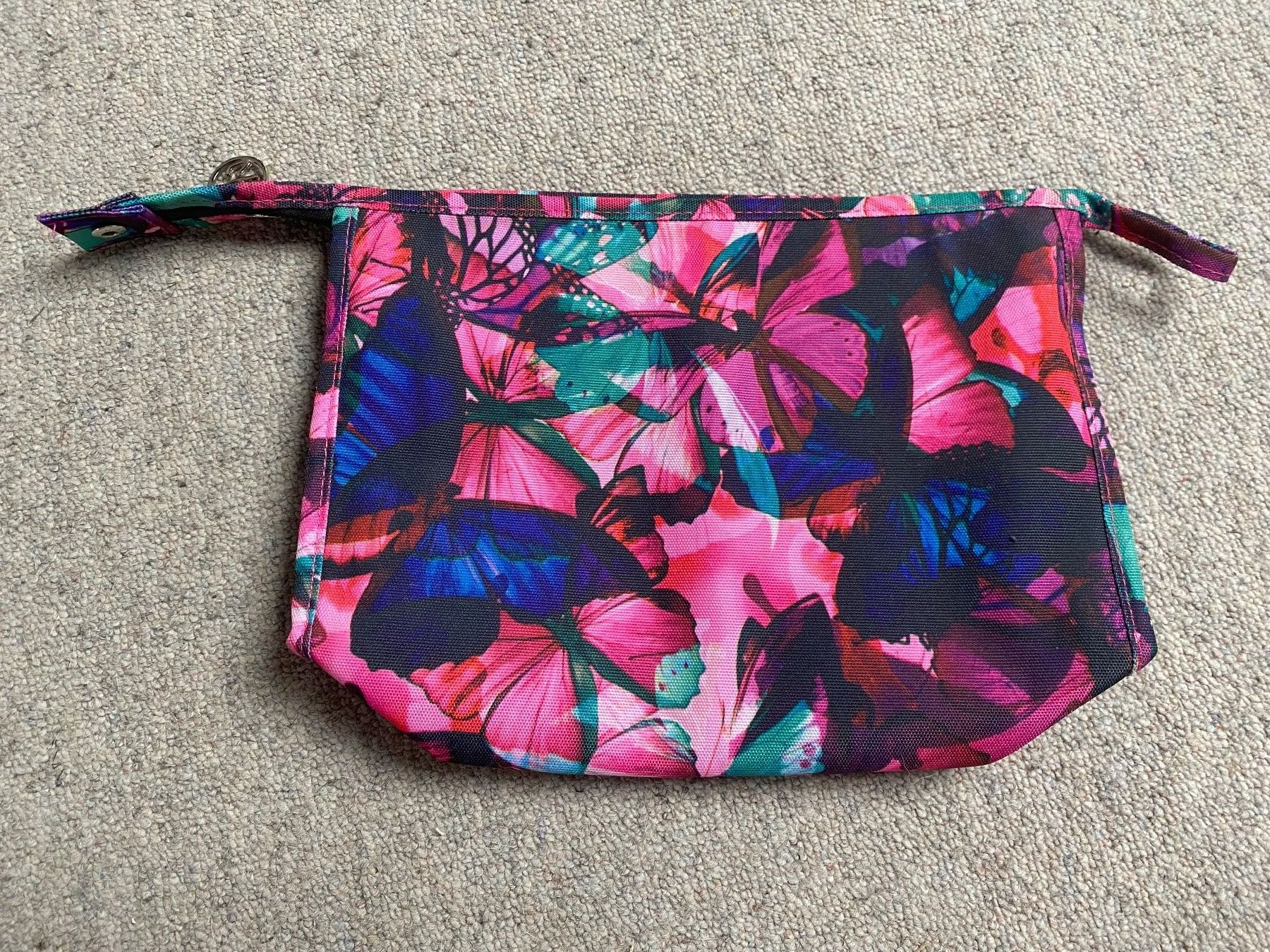 Kosmetikkoffer: Schminktasche/Necessaire pink/blau – Gebraucht aus Altendorf von am9j_nt 1