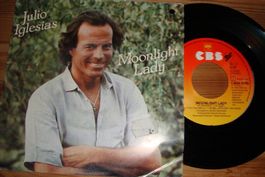 JULIO IGLESIAS - MOONLIGHT LADY