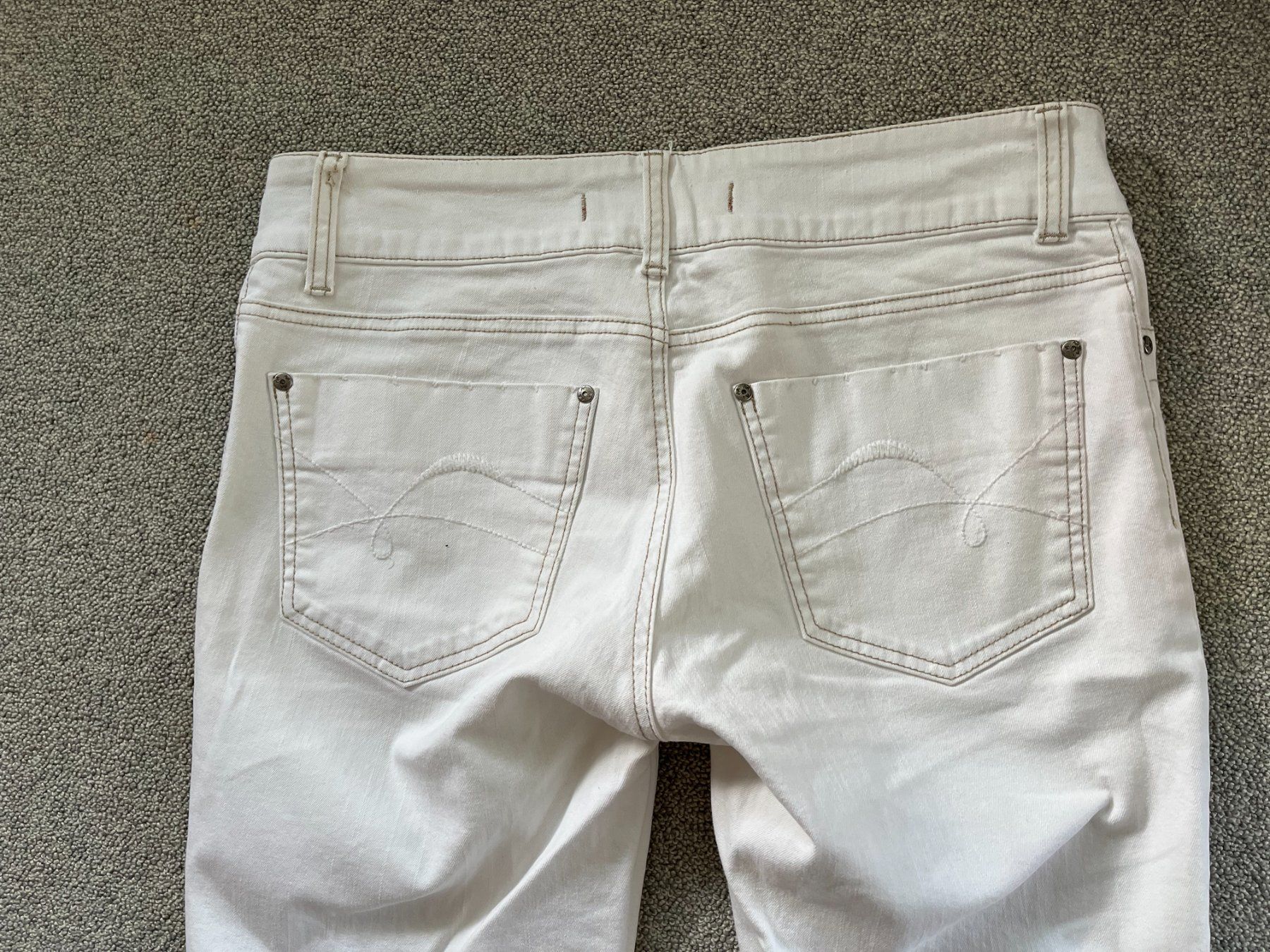 Vero Moda Jeans: Weisse Jeans Vero Mode Gr 42 – Usato da Rekingen AG venduto da Barmaleus 4