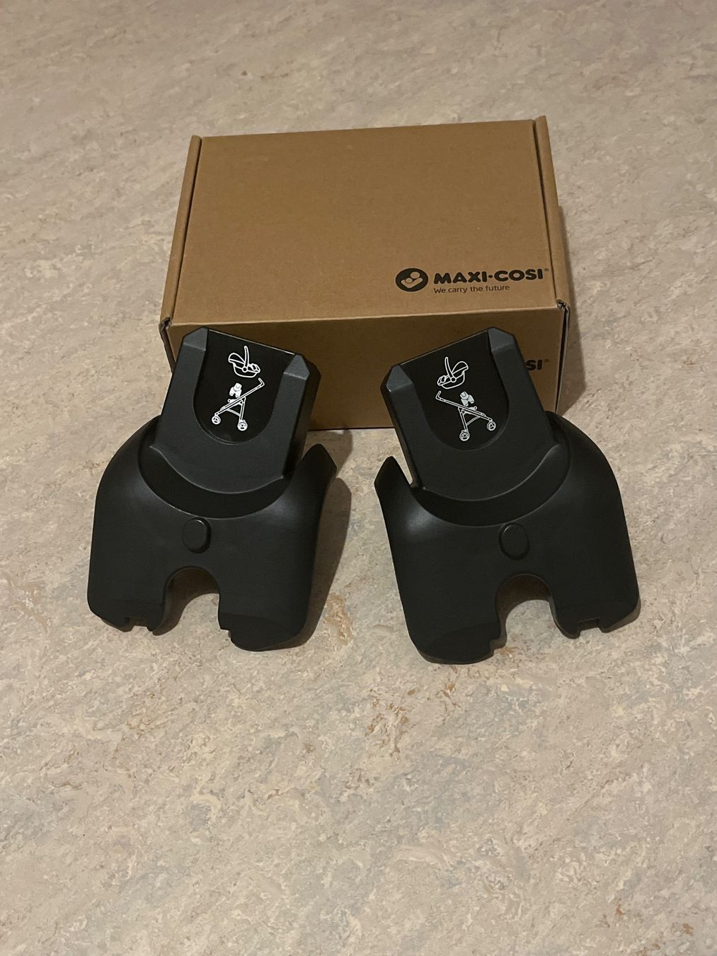 Maxi-Cosi Laufwerke & Adapter: Maxi-Cosi Babyschalen-Adapter – Neu und originalverpackt aus Volketswil von Pityi