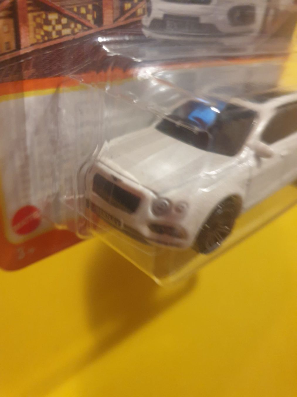 Matchbox Modellini d'auto: Matchbox '18 BENTLEY BENTAYGA – Nuovo e nell'imballaggio originale da Oftringen venduto da Rotor 3