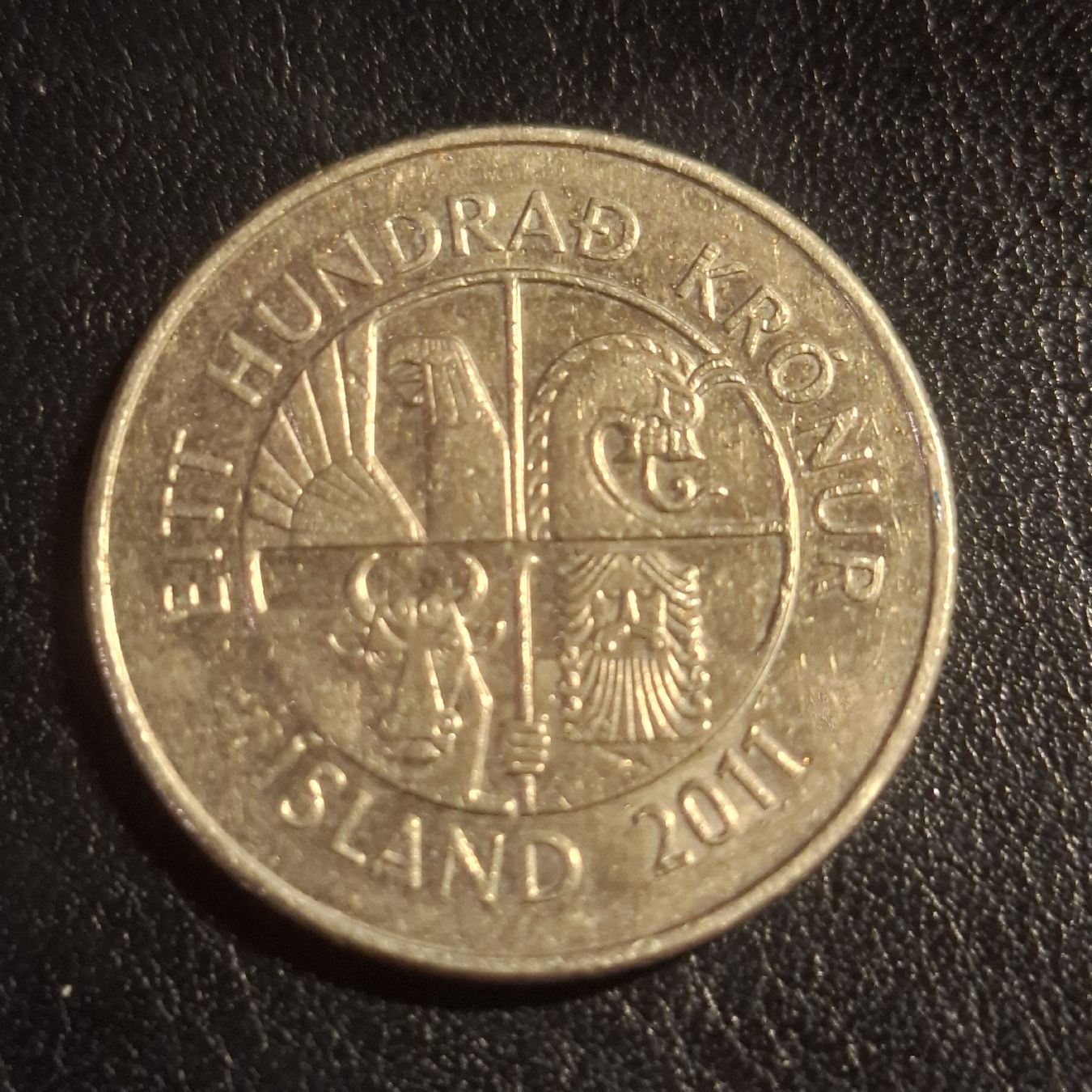 Tutti le monete: Pièce  d'Islande 100 Kronur 2011 – Usato da Susten venduto da lmf_98wh