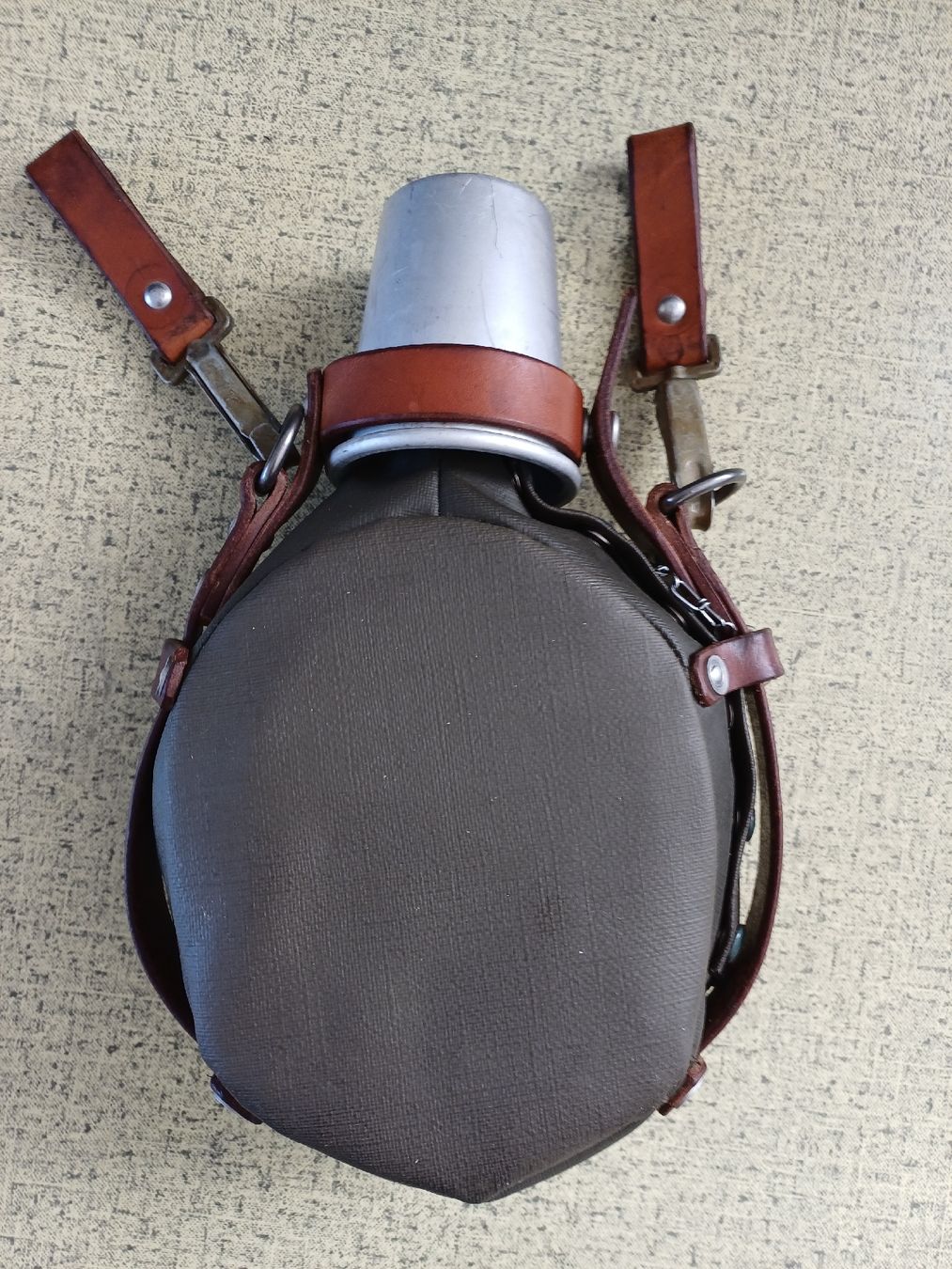 Schweizer Armee Ausrüstung & Ersatzteile: Schweizer Armeefeldflasche, 1971, Top Zustand! – Gebraucht aus Ebersecken von Napf08