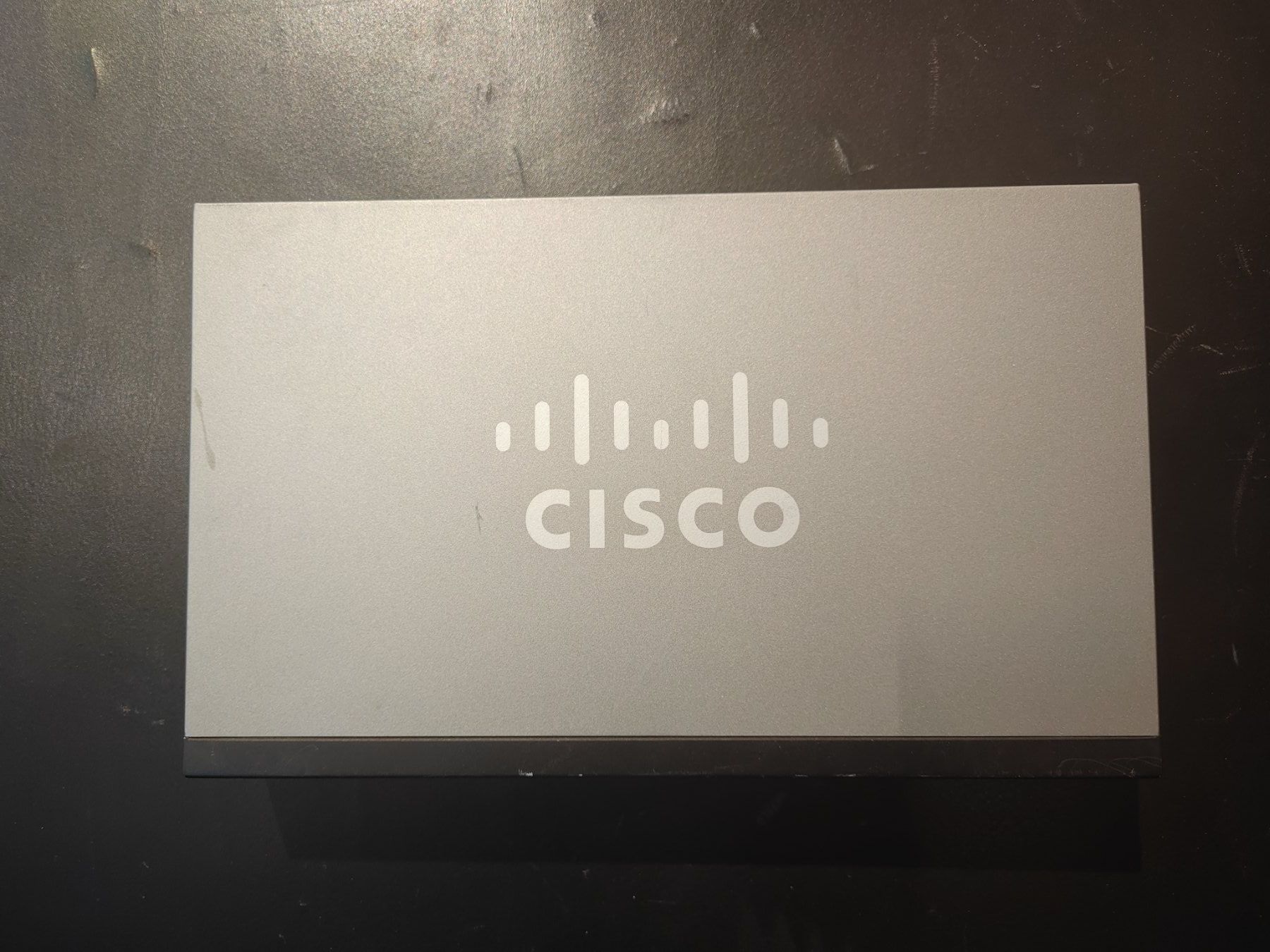 Cisco Hubs & Switches: Switch RJ45 CISCO SG100-16 v2 – Gebraucht aus Sion von Bang-OlufsenSion