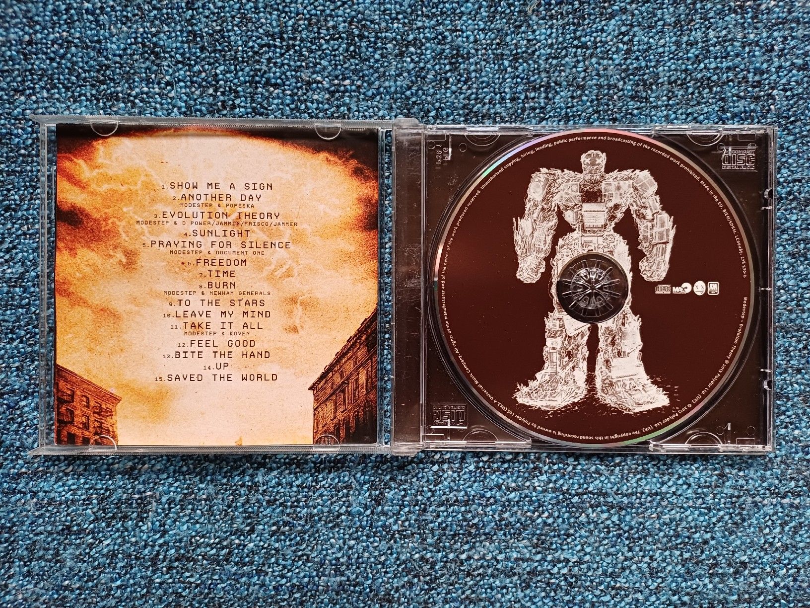 CD: Modestep "Evolution theory" CD – Usato da Begnins venduto da Drastic-Sound 2