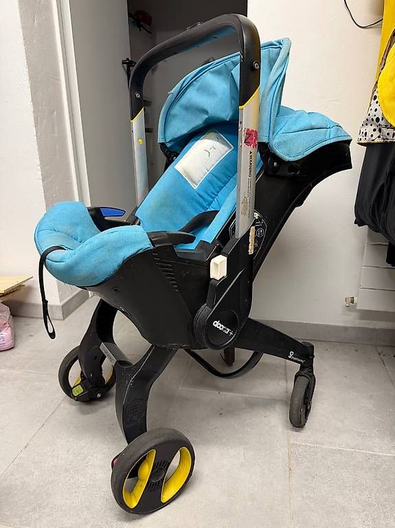 Doona Carrozzine: Doona Kinderwagen / Autositz – Usato da Windisch venduto da JenniL