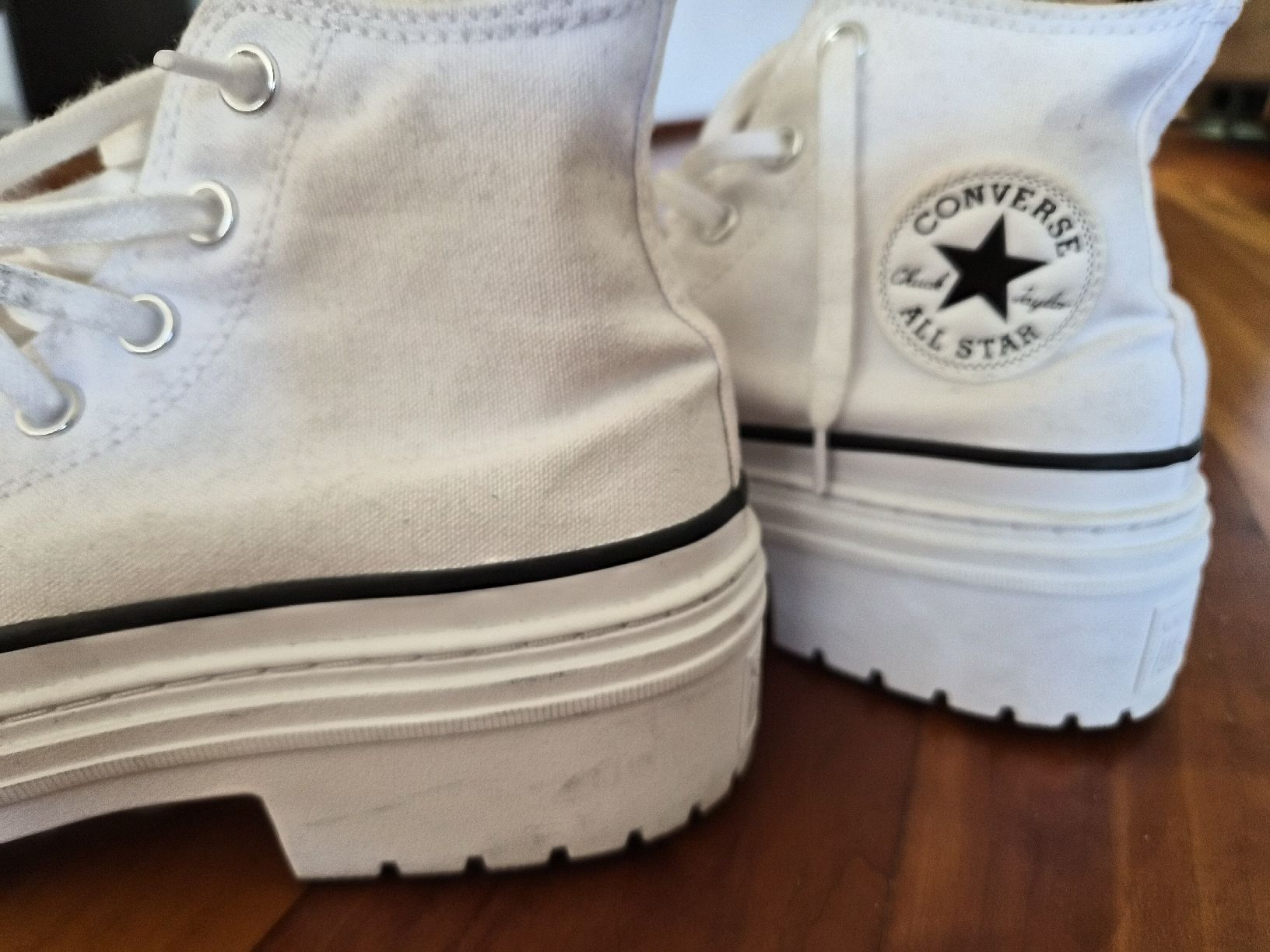 Converse Scarpe da donna: Converse All Star Move Platform High Top White, Size 38 – Usato da Küttigen venduto da yingli 2