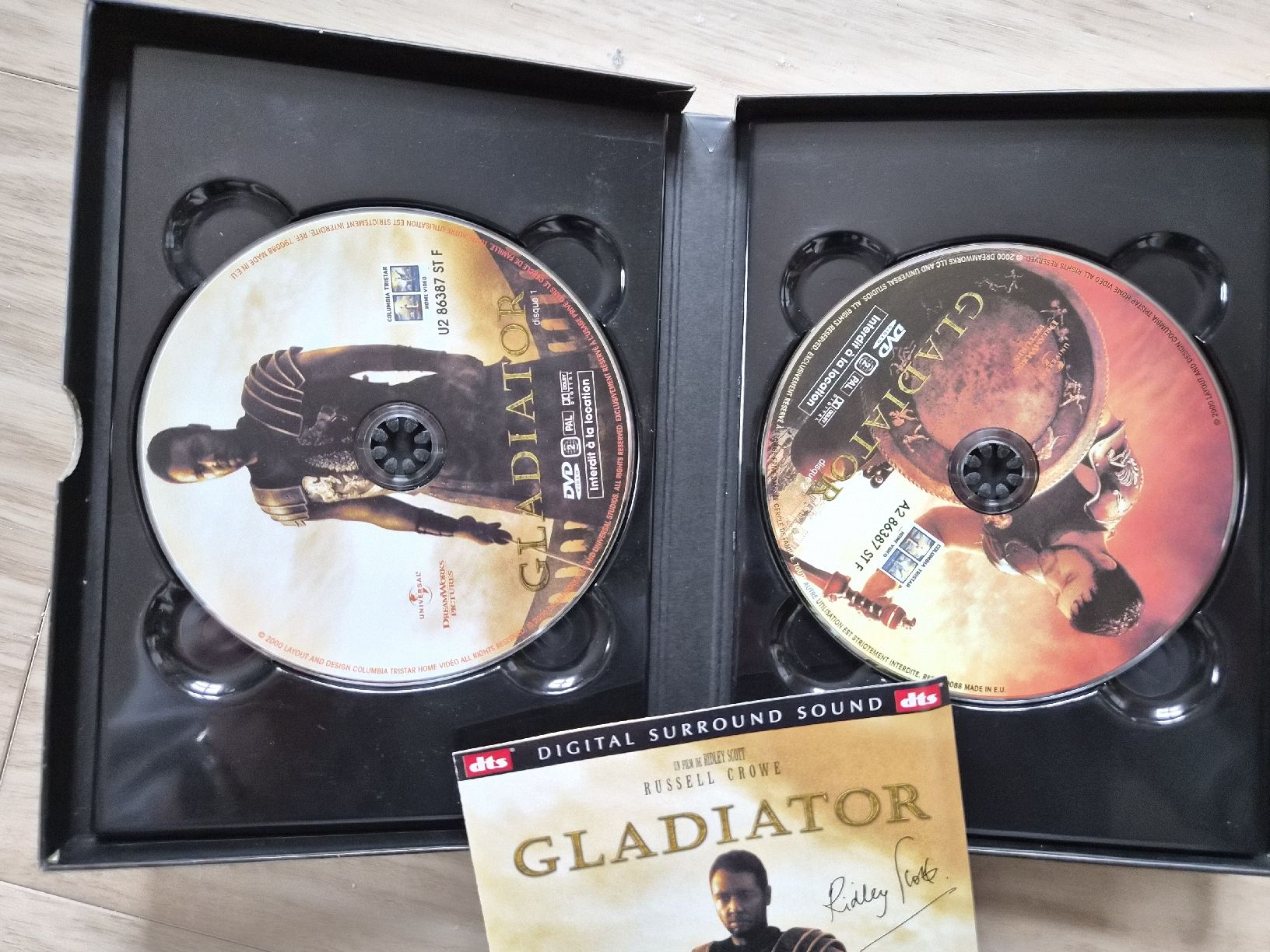 Alle DVDs: DVD Gladiator Ridley Scott Édition 2 disques français – Gebraucht aus La Joux FR von car_ck96 1