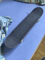 Kaum genutztes Skateboard