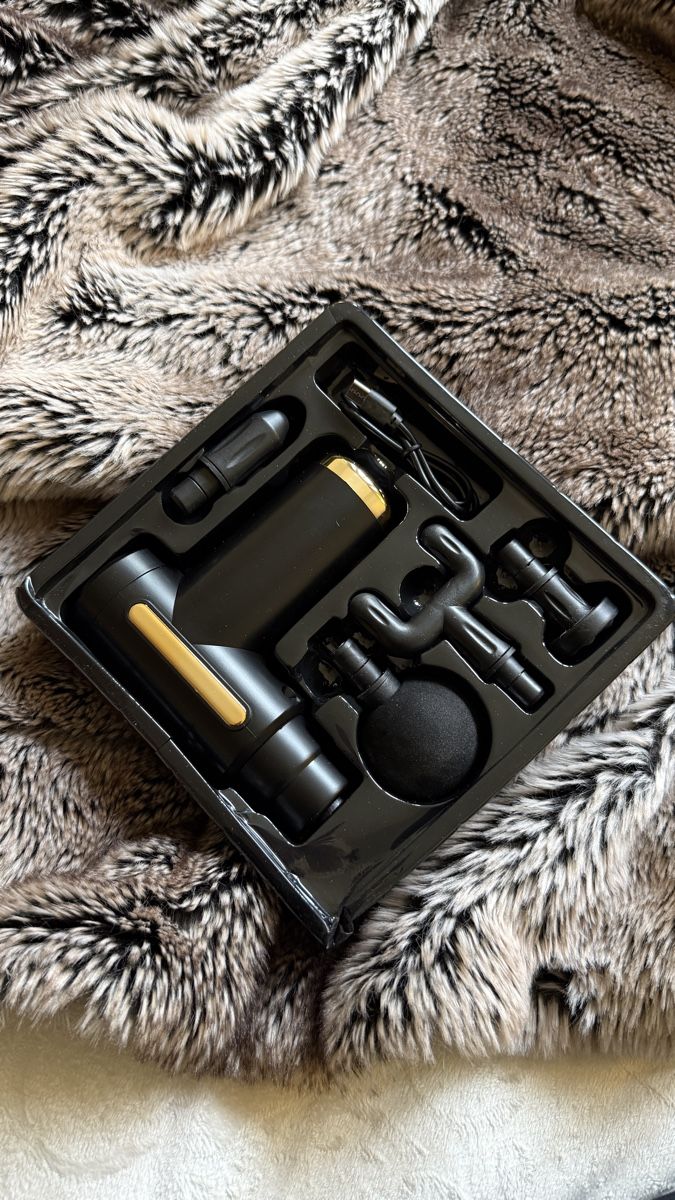 Dispositivi per massaggi: Massage Gun – Nuovo (secondo la descrizione) da Zürich venduto da Julia_Ch 1